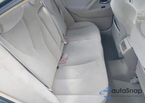 2007 Toyota Camry Le z USA, uszkodzony, nr VIN 4T1BE46K77U675255